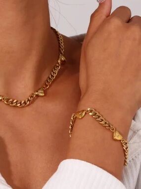 18K Gold plated Heart Link Bracelet - Women Jewelry